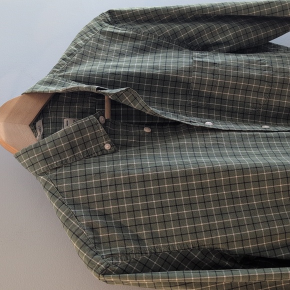 J. Crew Men's S Classic Fit Stretch Long Sleeve Button Down Shirt Style #H9627 - Picture 5 of 16